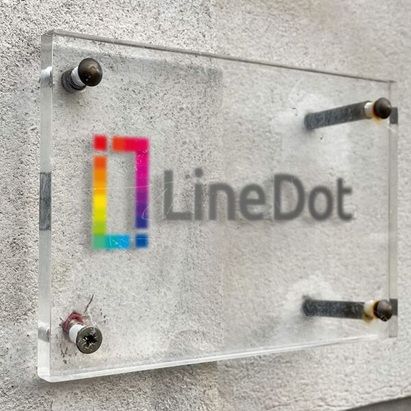 Clear Acrylic Signs Thumbnail